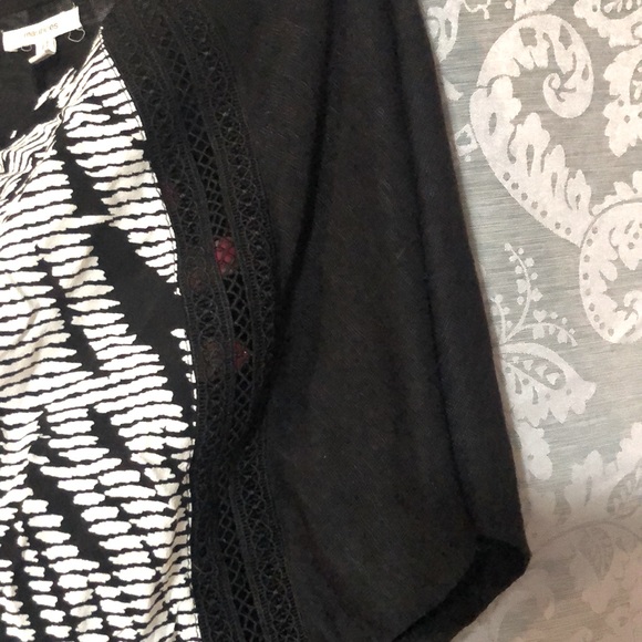 Top - Picture 3 of 6